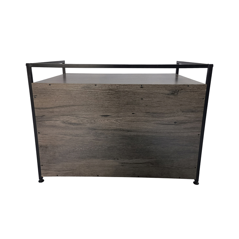 Halowa szafka na śmieci z meblami dzielącymi koty Halowa szafka na śmieci z meblami dzielącymi koty