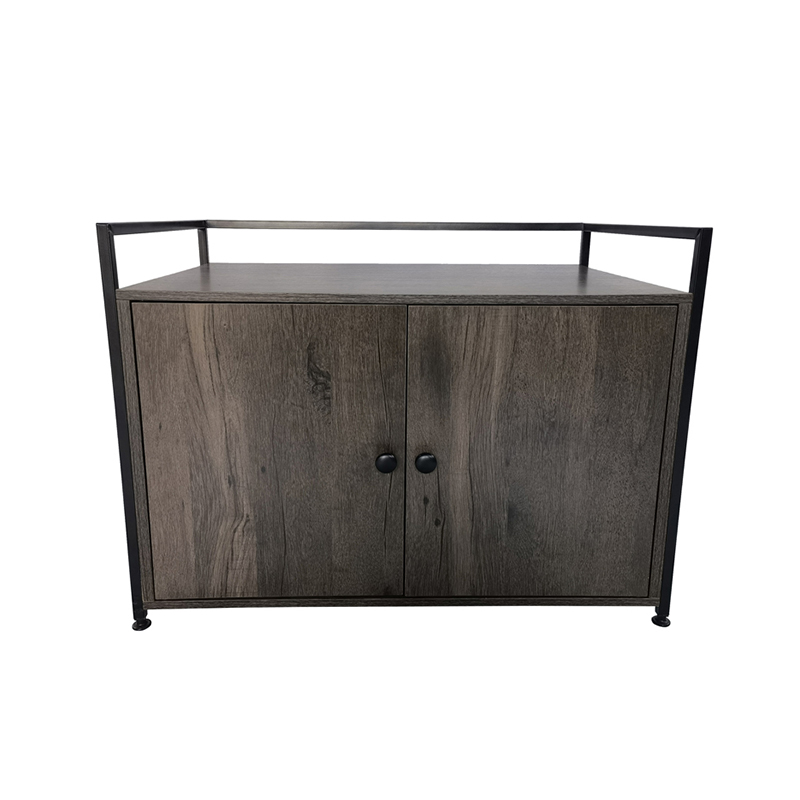 Halowa szafka na śmieci z meblami dzielącymi koty Halowa szafka na śmieci z meblami dzielącymi koty